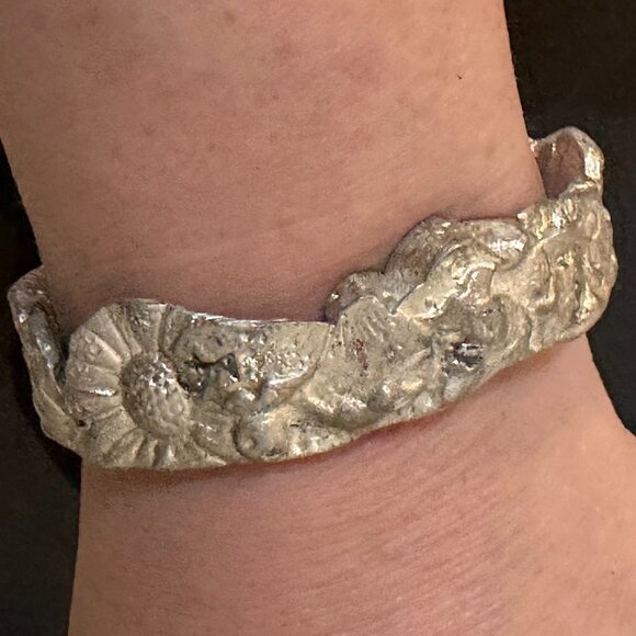 Sunflower Pewter Cuff Bracelet Silver 6.0 Wrist Brutalist Small Wrist Artisan - Picture 2 of 9
